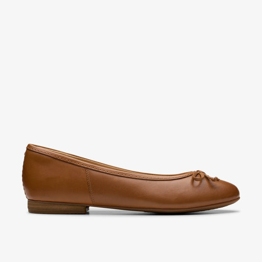 Clarks Women Fawna Lily Tan Leather