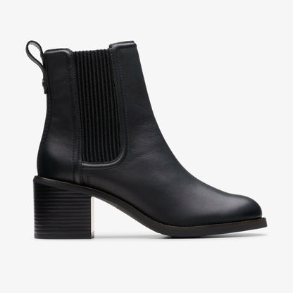 Clarks Women Chamberly Top Black Leather