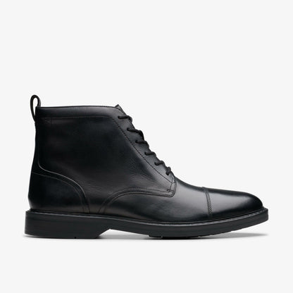 Clarks Men Aldwin Cap Black Leather