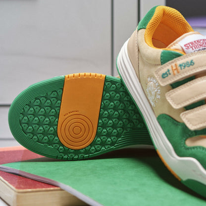 Clarks Kids Stranger Things Urban Ace Older Off White Combination