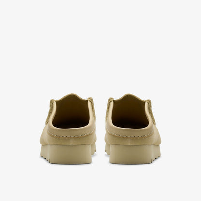 Clarks Men Wallabee Slip Maple Suede