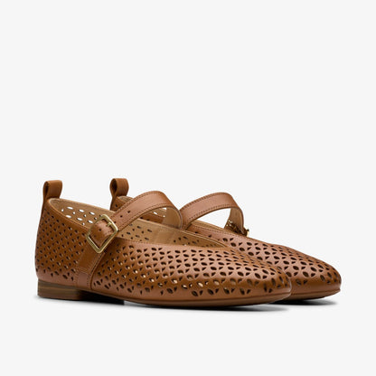 Clarks Women Fawna Jane Tan Leather