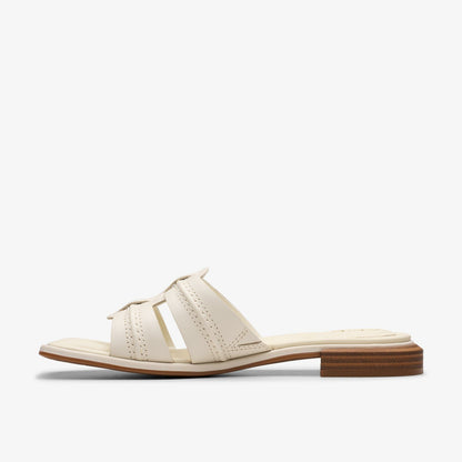 Clarks Women Ariany Mule Cream Leather