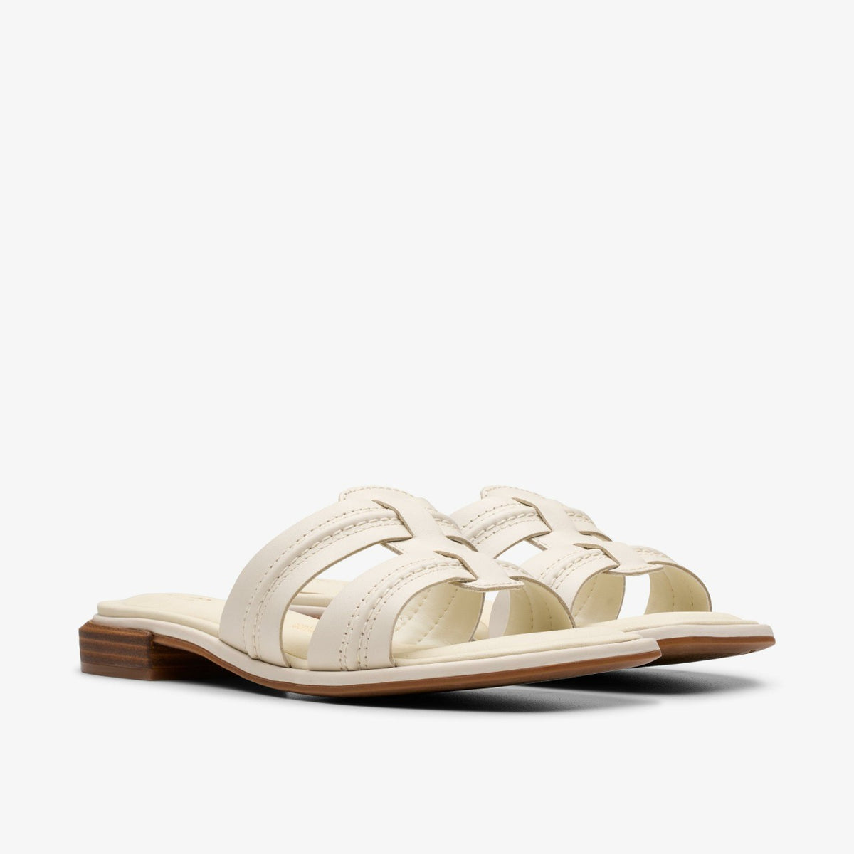 Clarks Women Ariany Mule Cream Leather