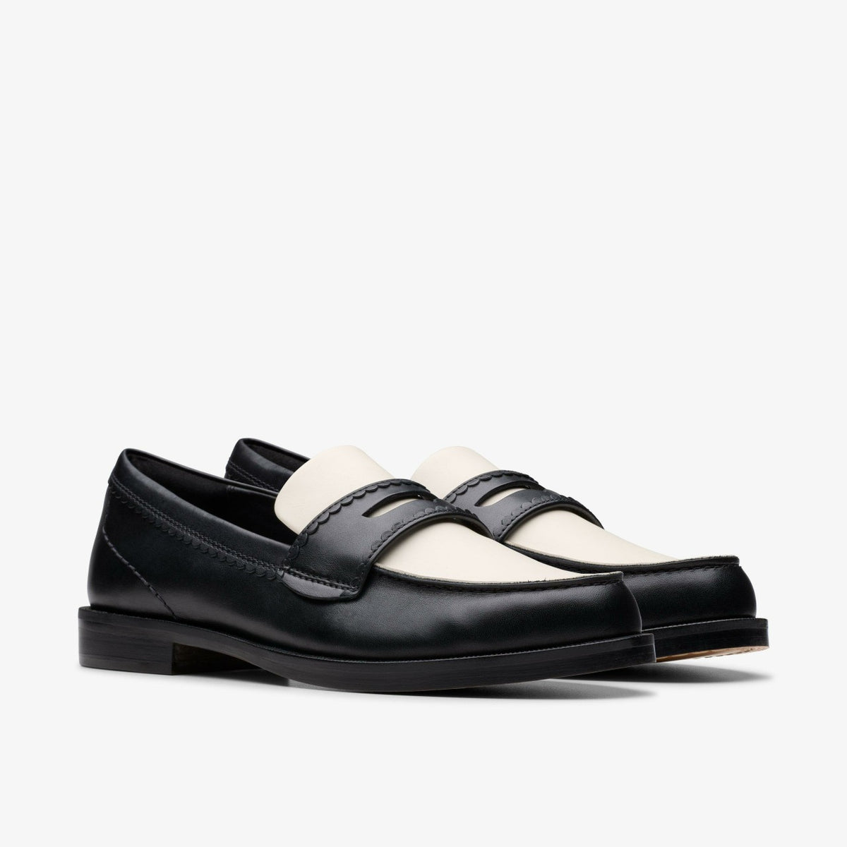 Clarks Women Straven Edge Black Combination Leather