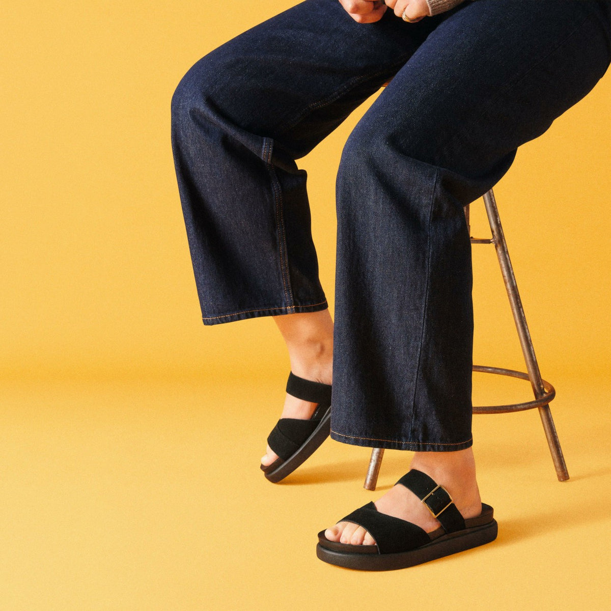 Clarks Women Aristella Mule Black Suede
