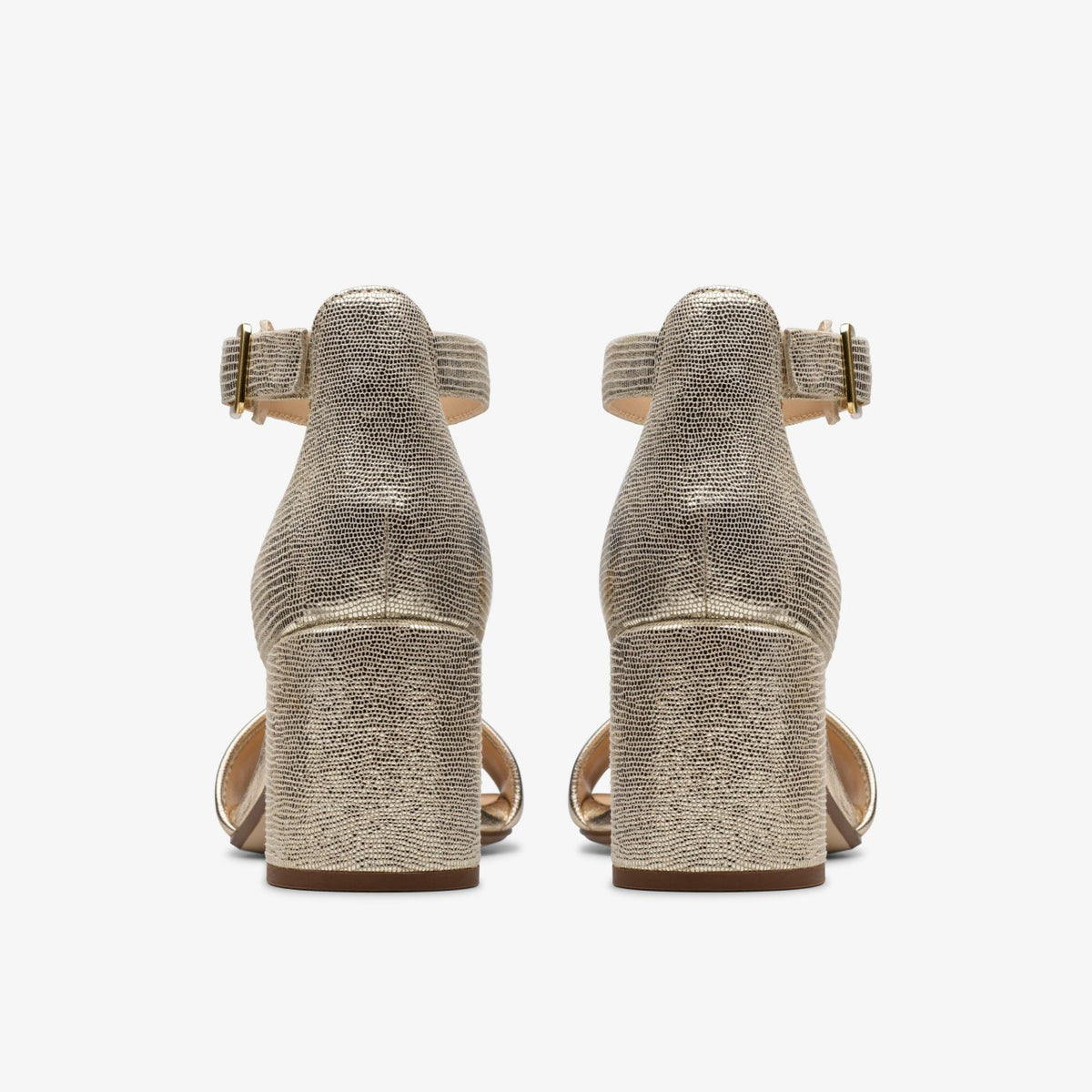 Clarks Women Ezoria Mae Champagne Interest