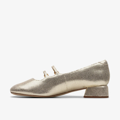 Clarks Women Daiss 30 Shine Champagne Interest