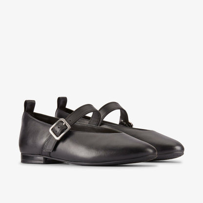 Clarks Women Fawna Bar Black Leather