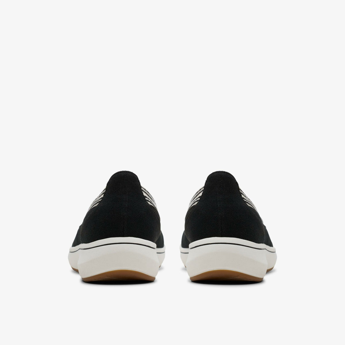 Clarks Women Brinkley Sky Air Black