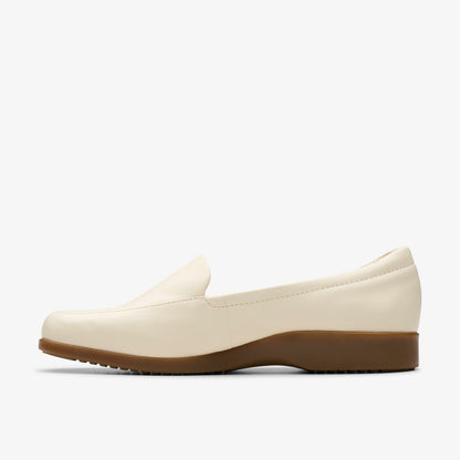 Clarks Women Georgia Cream Leather