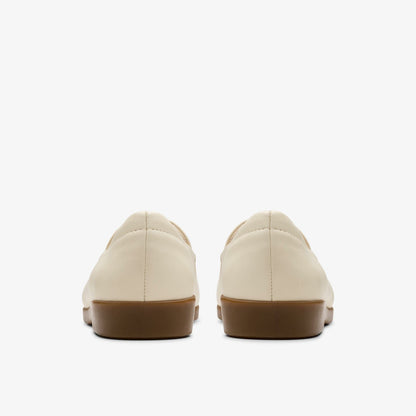 Clarks Women Georgia Cream Leather
