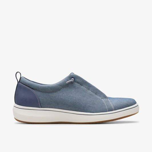 Clarks Women Brinkley Sky Lace Navy