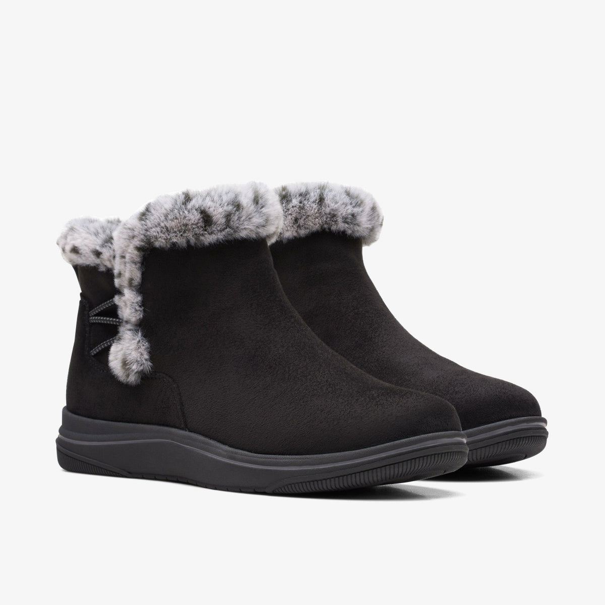 Clarks Women Brinkley Fur Black