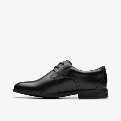 Clarks Kids Jonwin Step Youth Black Leather