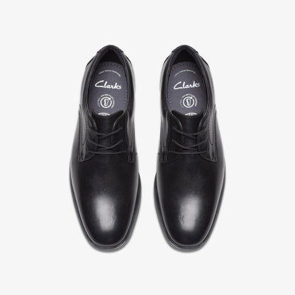 Clarks Kids Jonwin Step Youth Black Leather
