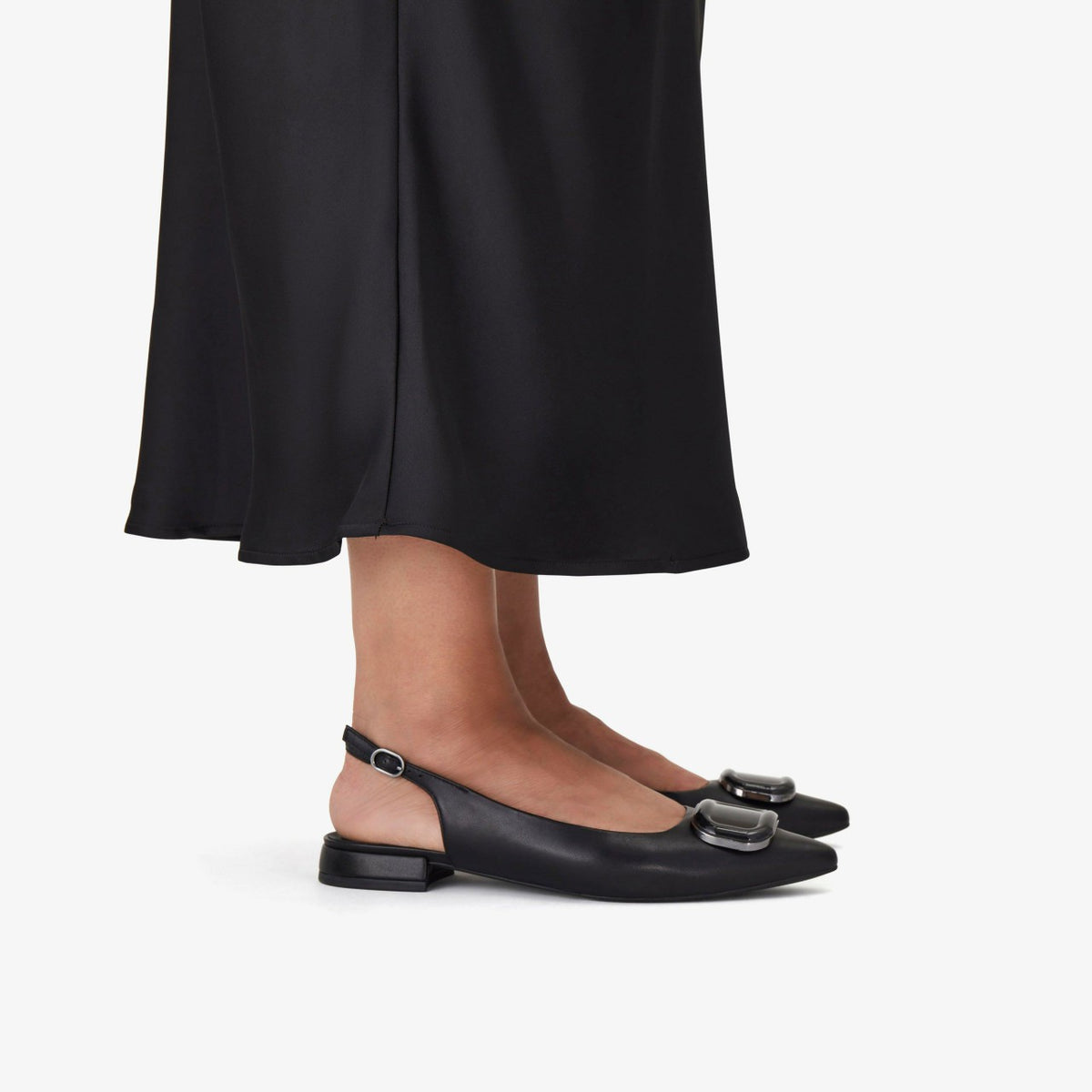 Clarks Women Sensa 15 Trim Black Leather