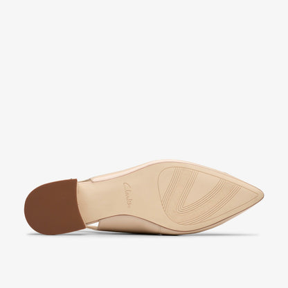 Clarks Women Sensa 15 Trim Sand Patent