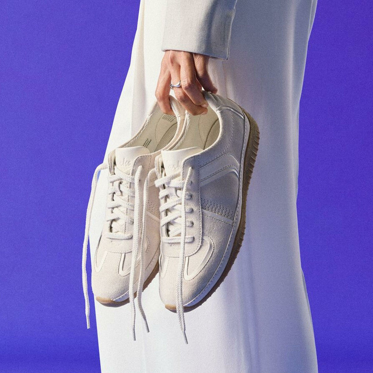 Clarks Women Meridor Lo Off White Combination