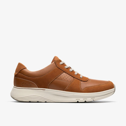 Clarks Men Motion Trek Go Tan Combination