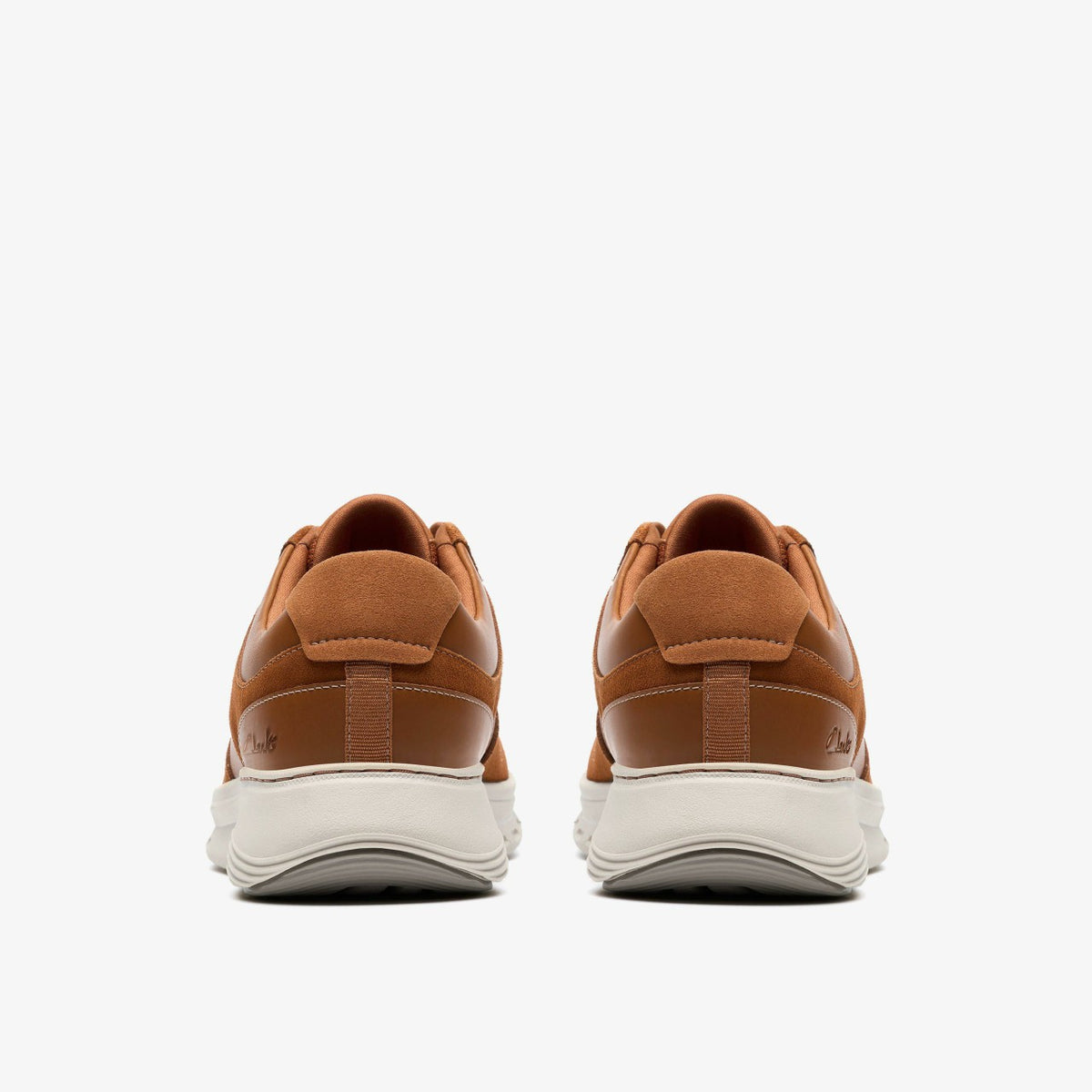 Clarks Men Motion Trek Go Tan Combination