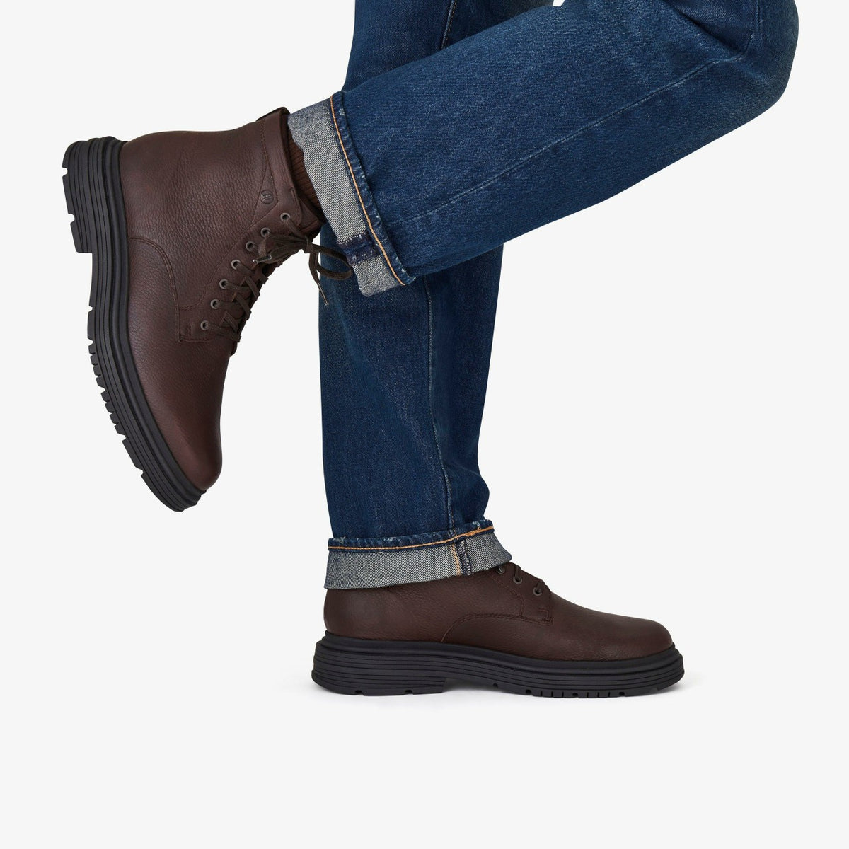 Clarks Men Badbury Hi Waterproof Brown Warmlined Leather