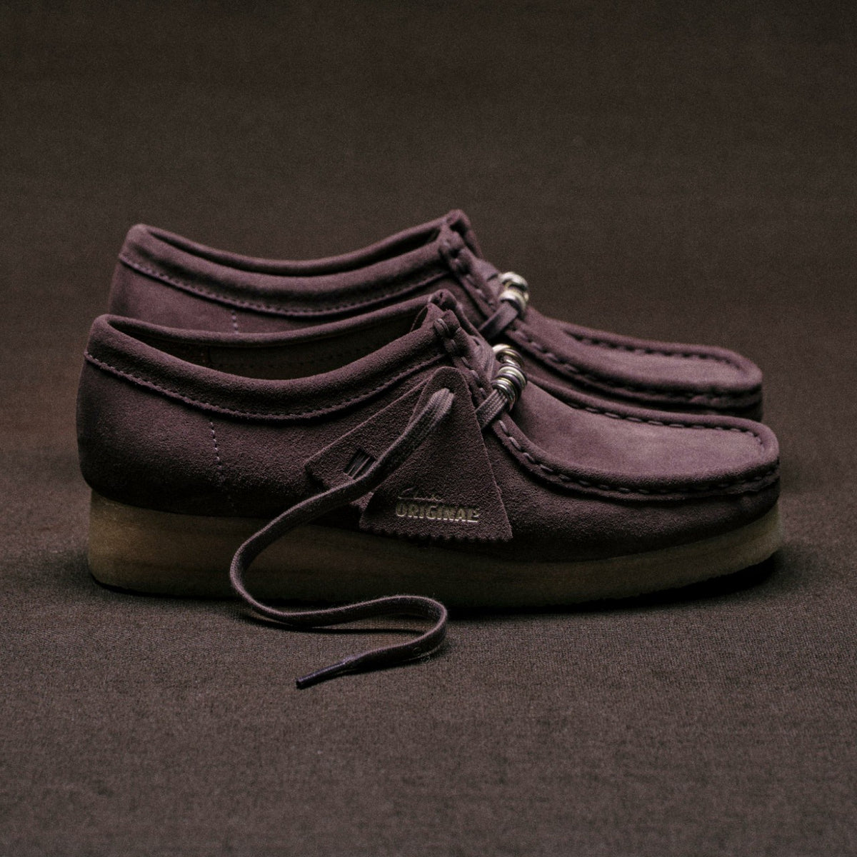 Clarks Women Wallabee Plum Suede