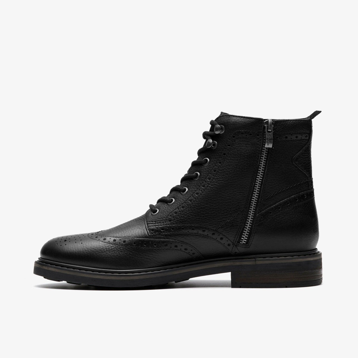 Clarks Men Newford Lace Boot Black Leather