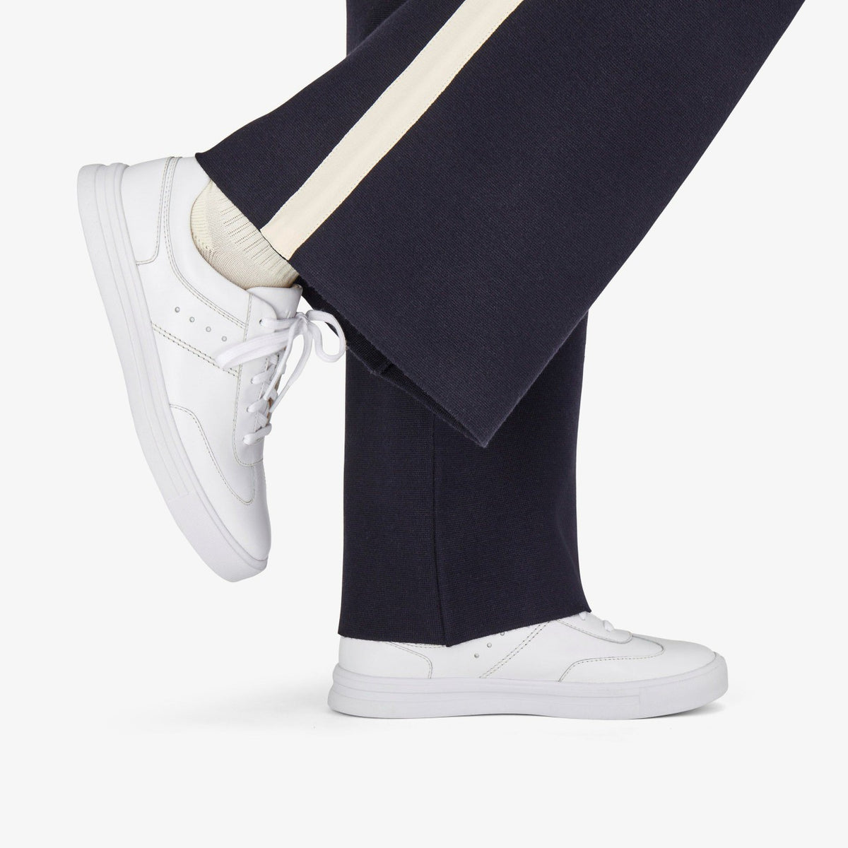 Clarks Women Makea Court White Leather