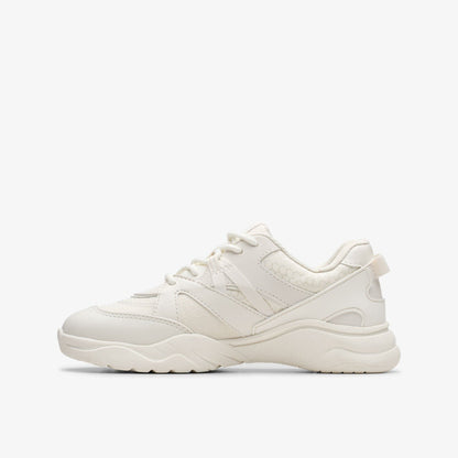 Clarks Kids Feather Pace Older White