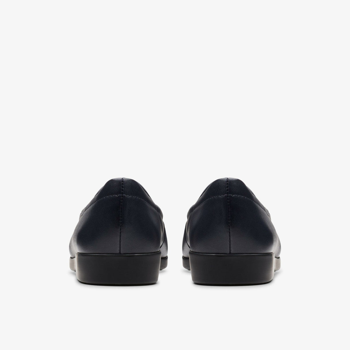 Clarks Women Georgia Loafer Navy Leather