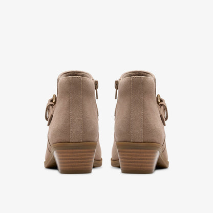 Clarks Women Danyelle Wish Light Taupe Suede