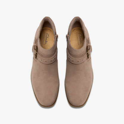 Clarks Women Danyelle Wish Light Taupe Suede