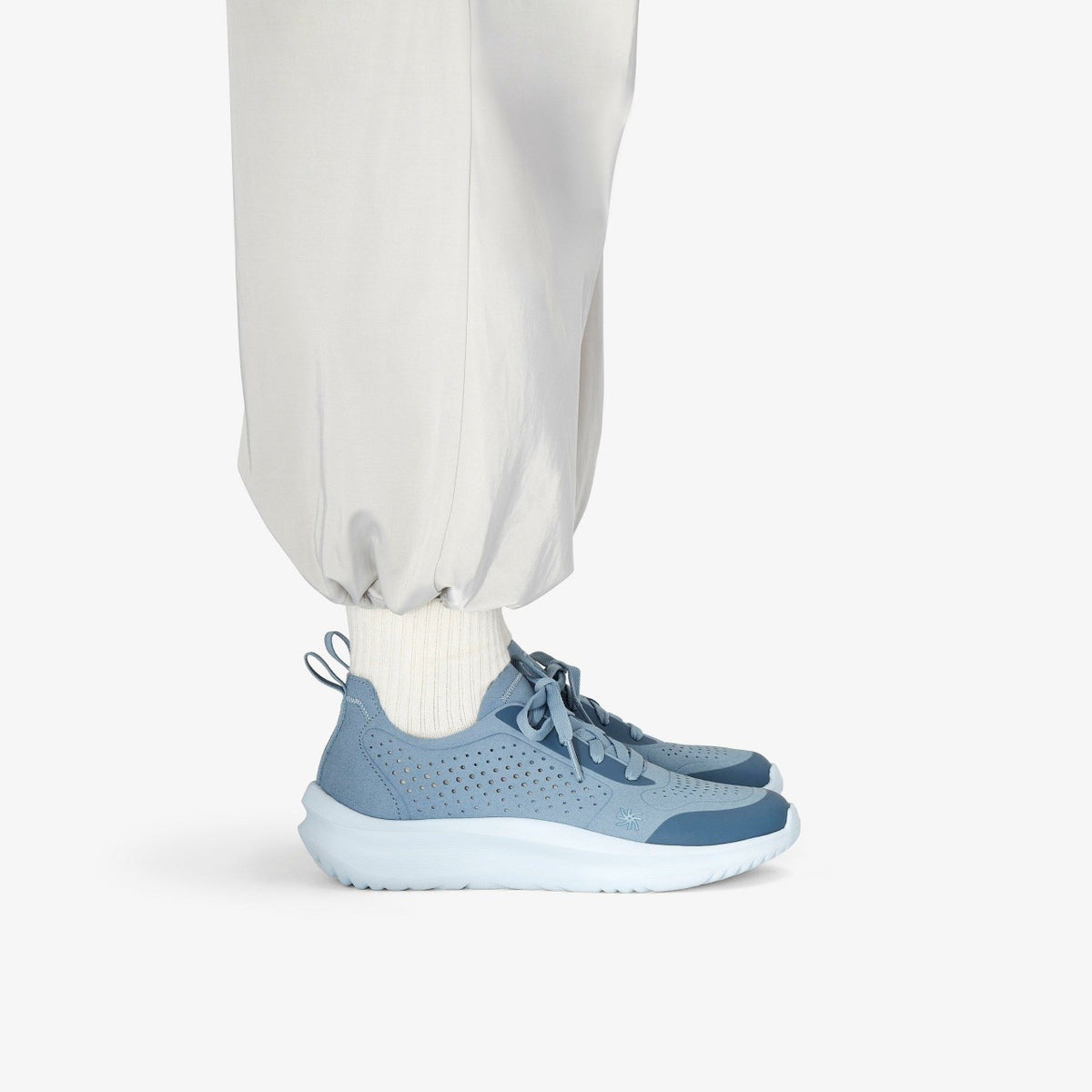Clarks Women Solevana Tie Light Blue