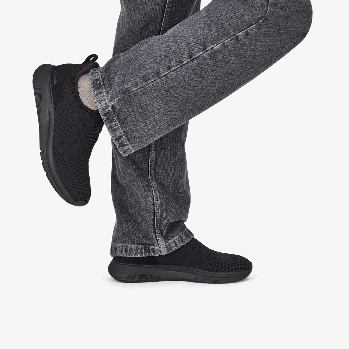 Clarks Men Motion Trek IN Black Knit