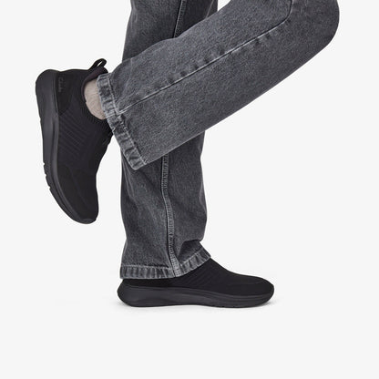 Clarks Men Motion Trek IN Black Knit