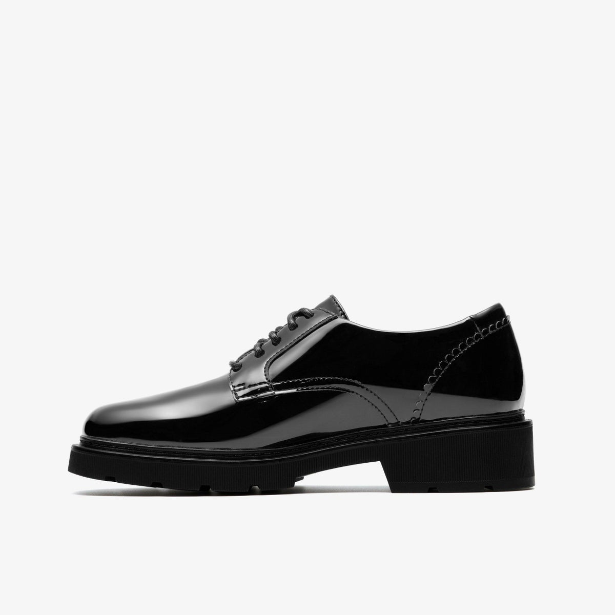 Clarks Women Lauryl Lace Black Patent