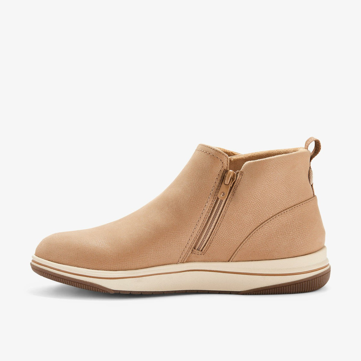 Clarks Women Brinkley Derby Camel