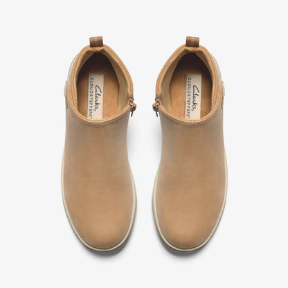 Clarks Women Brinkley Derby Camel