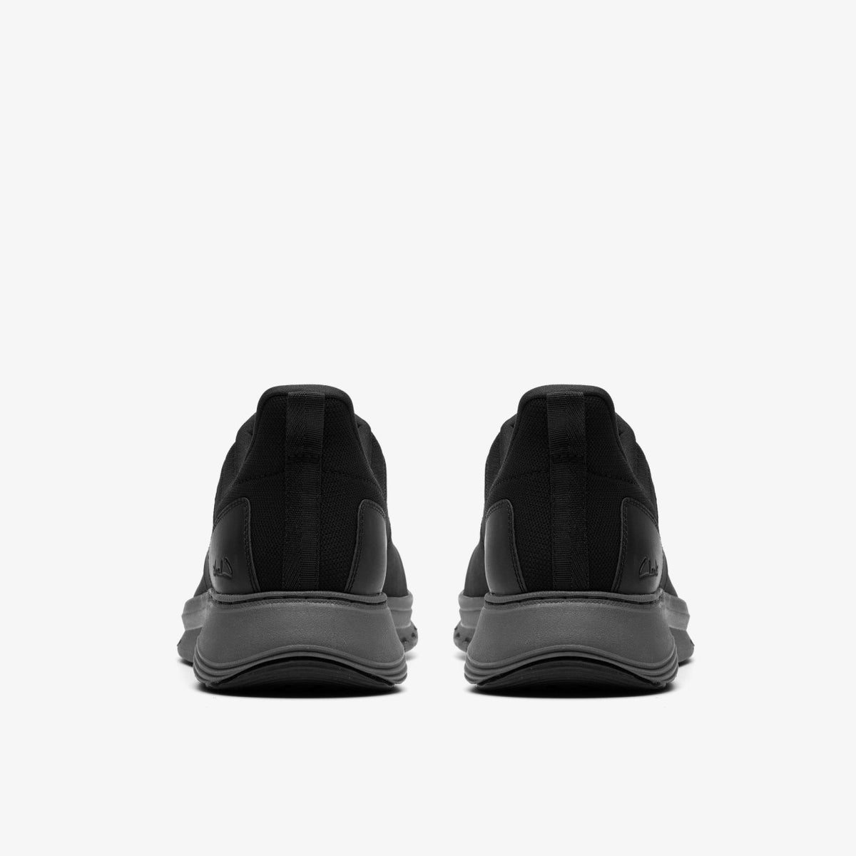 Clarks Men Motion Trek LX Black Leather