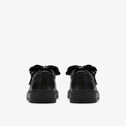 Clarks Kids Lorcam Jane Youth Black Leather