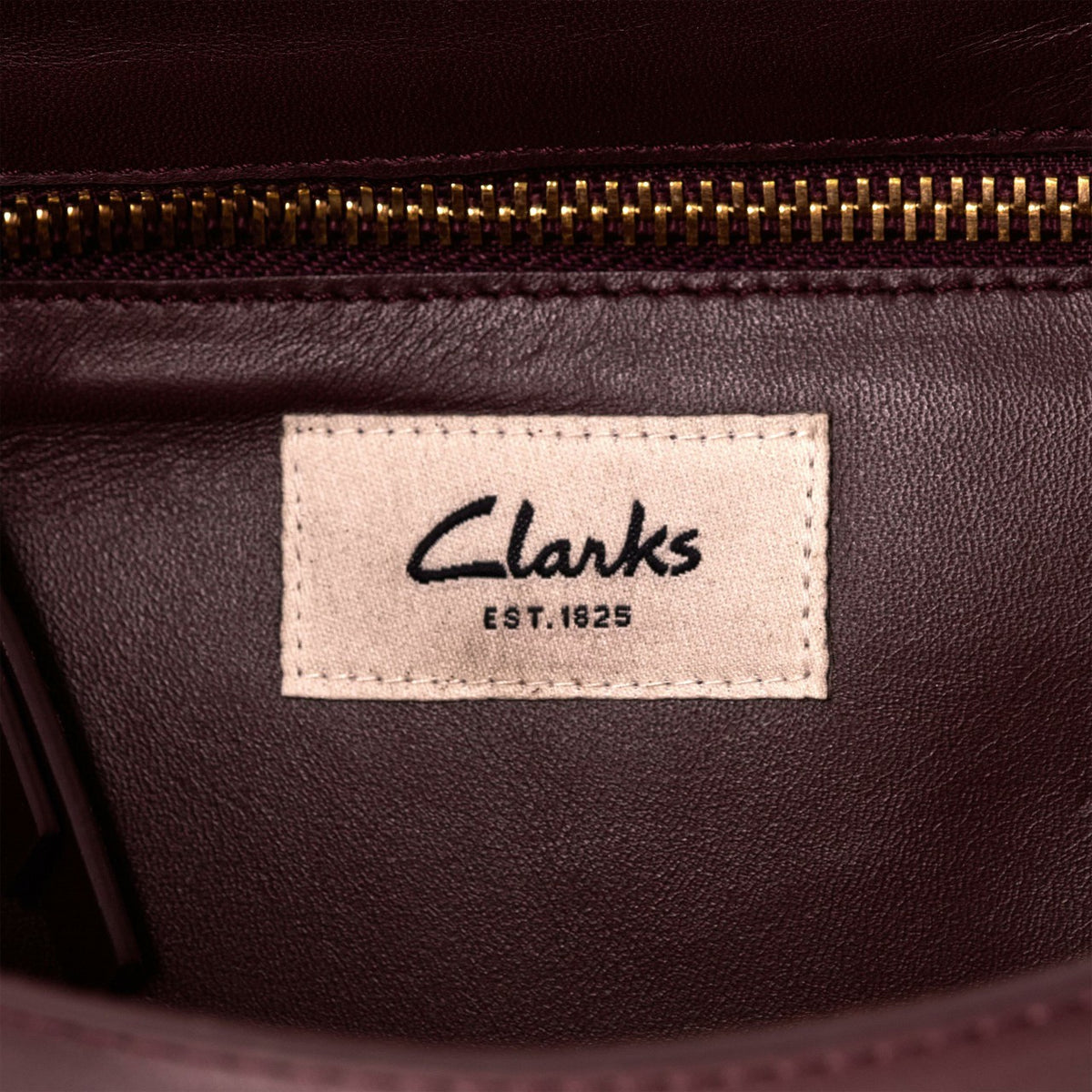 Clarks Women Twist Midi Burgundy Leather