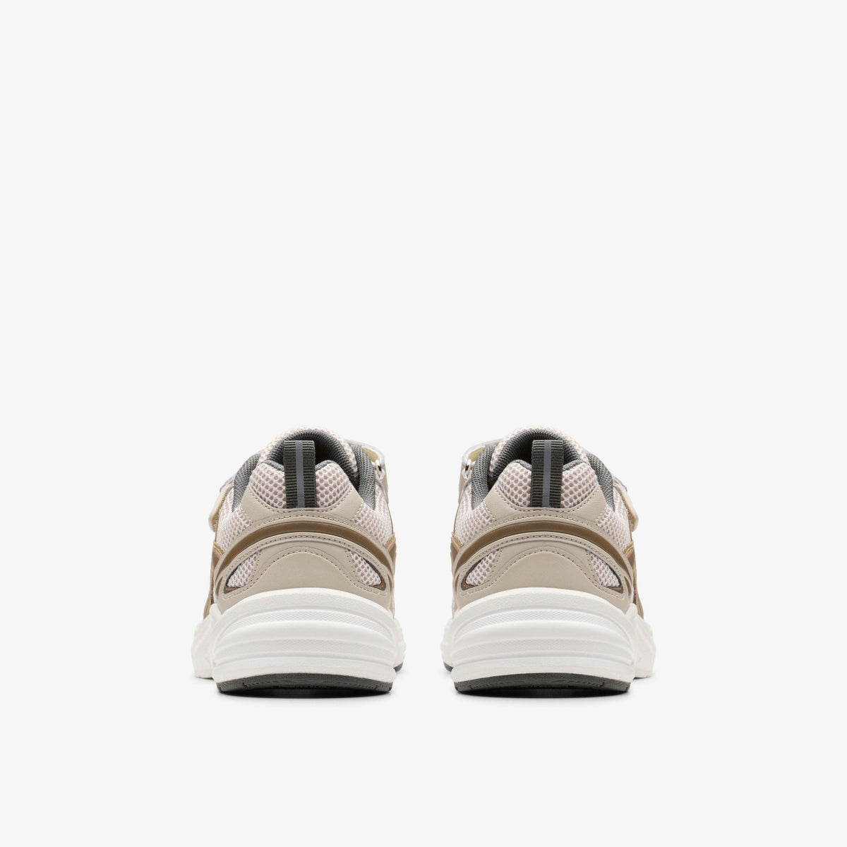 Clarks Kids Crafton Move Kid Beige Combination
