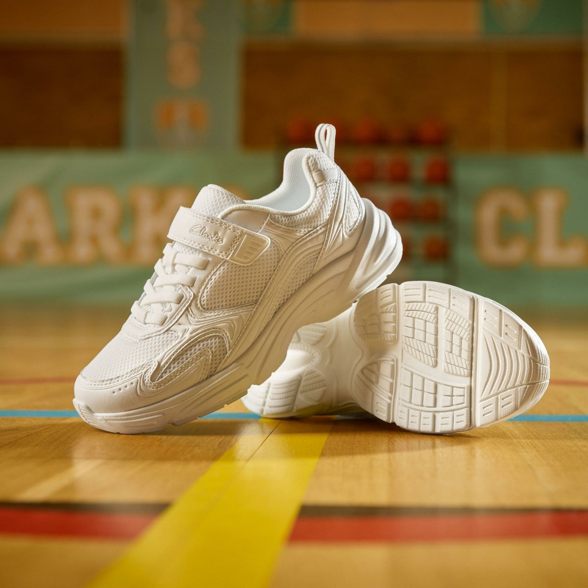 Clarks Kids Crafton Move Kid White/White