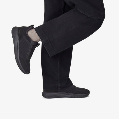 Clarks Men Motion Trek LT Black Knit